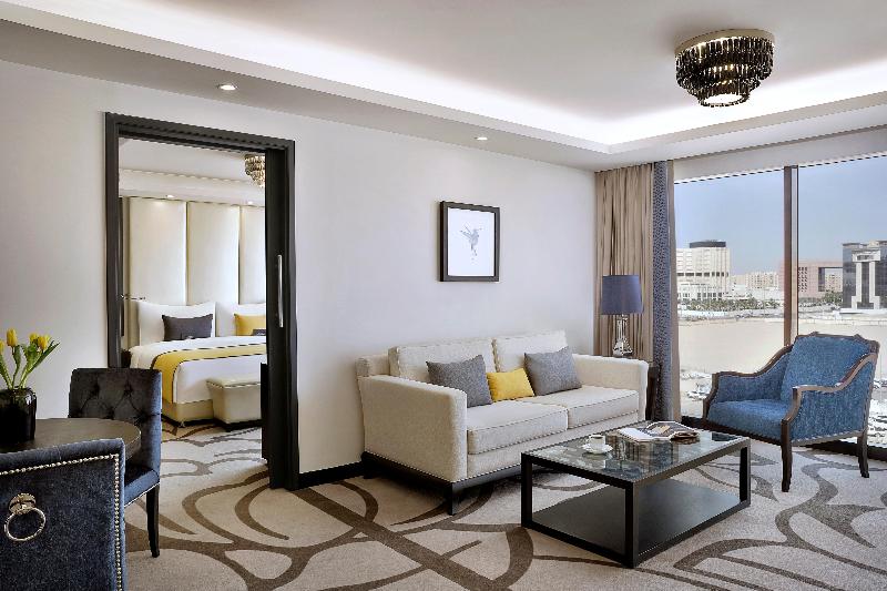 带大床的套房, Voco   Riyadh, An Ihg Hotel   فندق فوكو الرياض, احدى فنادق مجموعة إنتركونتيننتال