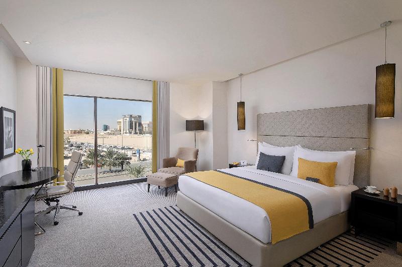 带大床的套房, Voco   Riyadh, An Ihg Hotel   فندق فوكو الرياض, احدى فنادق مجموعة إنتركونتيننتال
