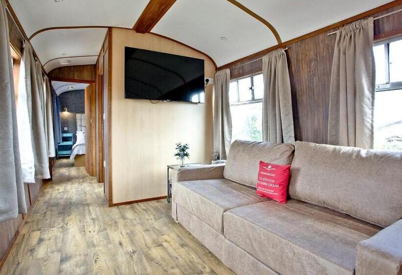 Дом 3 Спальни, Brunel Boutique Holiday Park