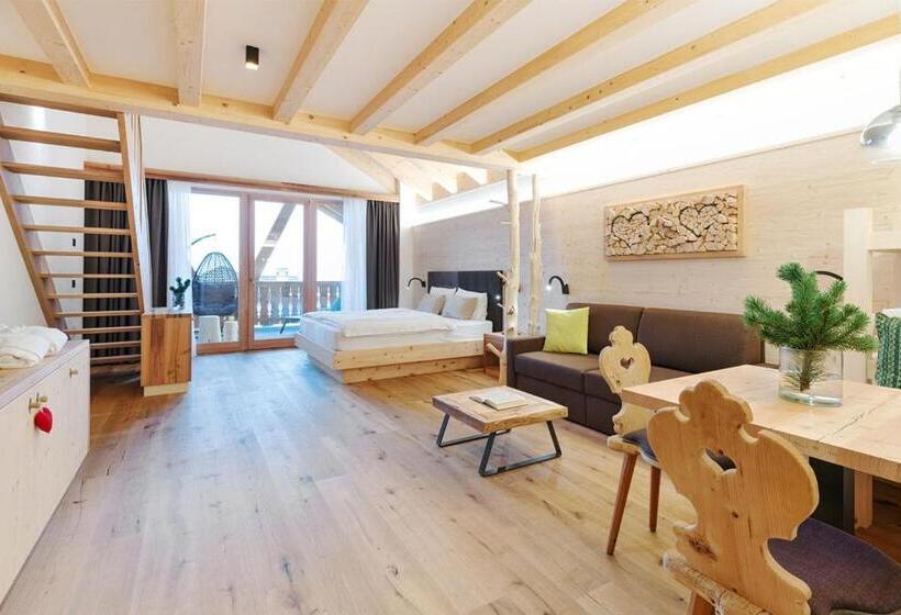 Номер Стандарт Трехместный, Pineta Nature Resort  Wellness & Spa