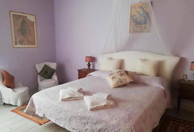 آپارتمان 2 خوابه, La Rosa Townhouse