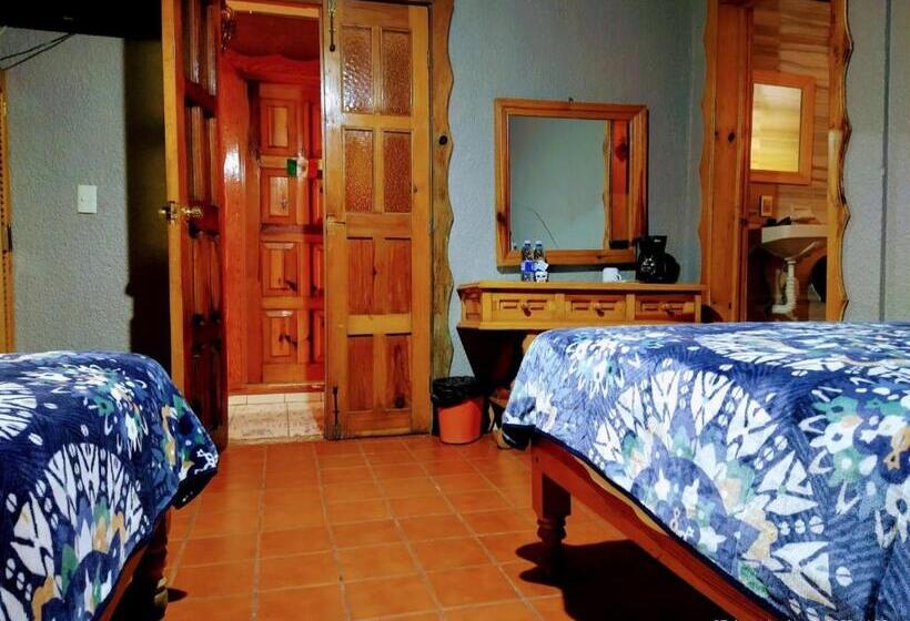 Chambre Quadruple Standard, Plaza Mazamitla
