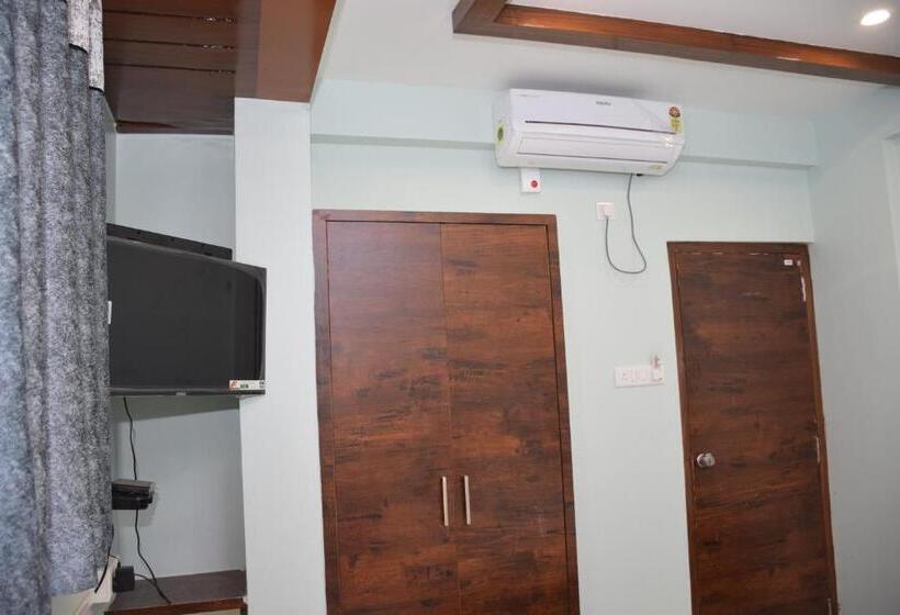 Номер Deluxe, Shankar Residency, Akkalkot