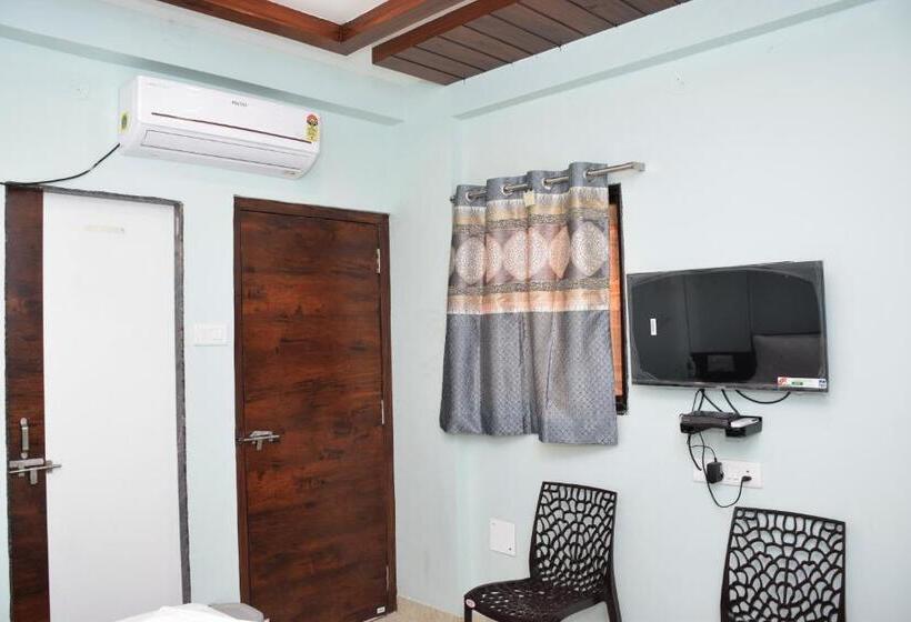 Номер Deluxe, Shankar Residency, Akkalkot