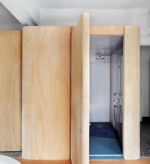 Люкс, Box Art Hotel   La Torre
