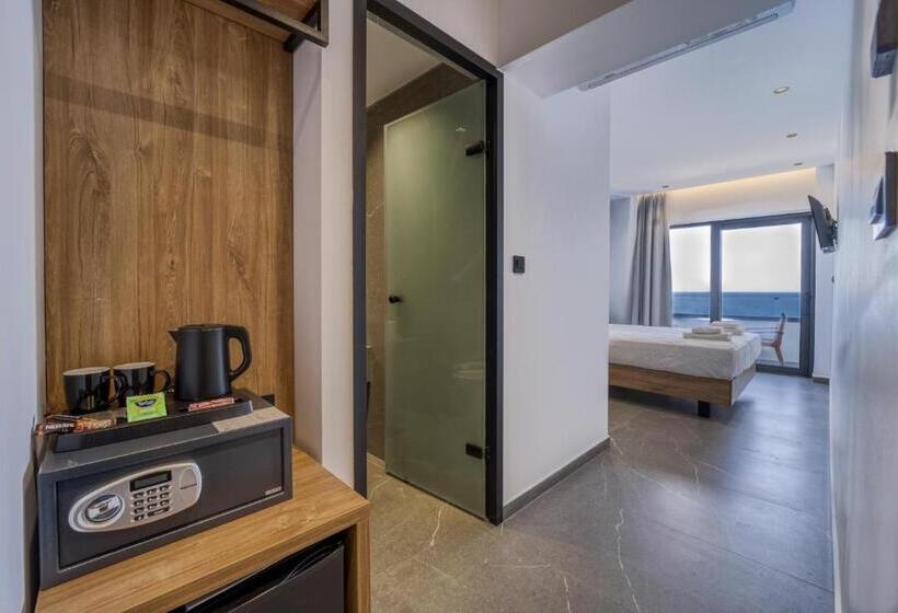 غرفة ديلوكس مطلّة علي البحر, Island Sea Side Hotel   Adults Only