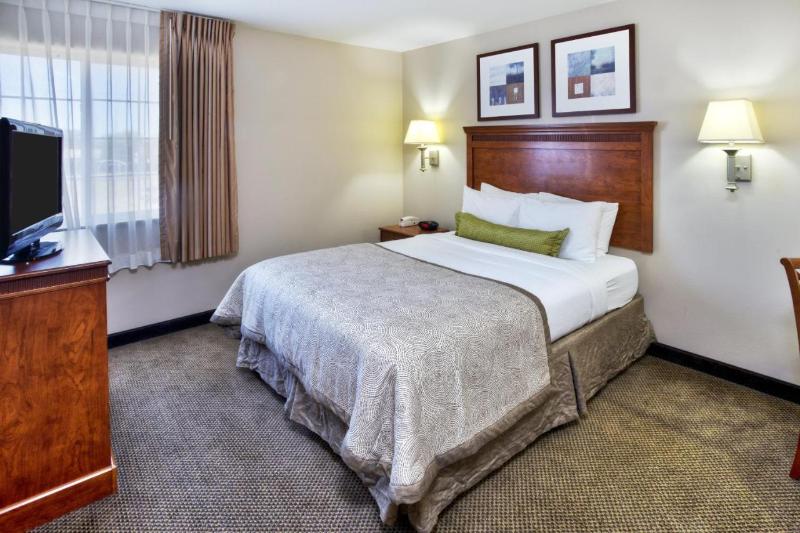 스탠다드 룸 킹사이즈 침대, Holiday Inn Express Hotel & Suites Hot Springs, An Ihg