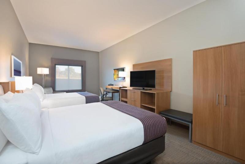 장애인을 위한 스위트, Holiday Inn Express Hotel & Suites Hot Springs, An Ihg