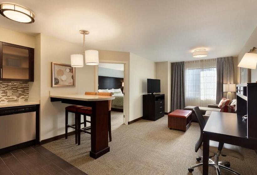 适合残疾人士使用的套间, Staybridge Suites Midland By Ihg