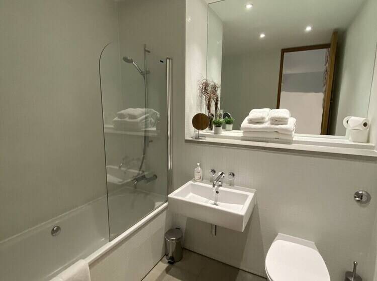 דירת חדר, Royal William Yard Apartments