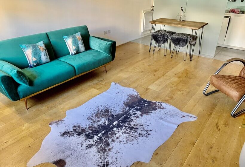 דירת חדר, Royal William Yard Apartments