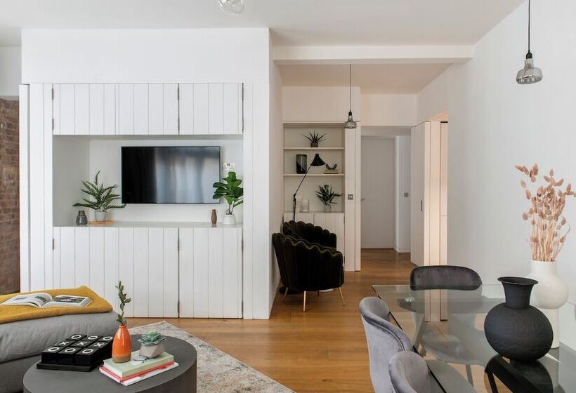 Апартаменты 2 Спальни, Cove Arne Street