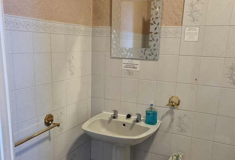 Семейный Номер, The Station Hotel Penrith