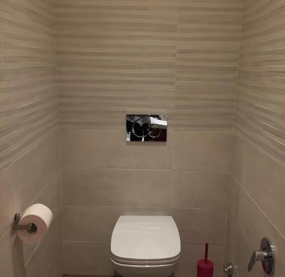 سوییت جونیور, B&b Garda 4u