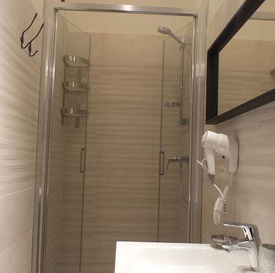 اتاق لوکس, B&b Garda 4u