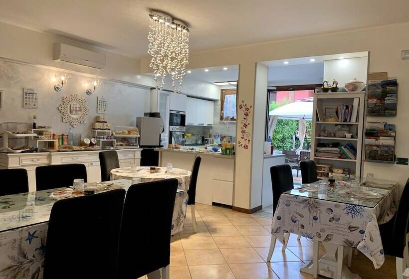 اتاق لوکس, B&b Garda 4u