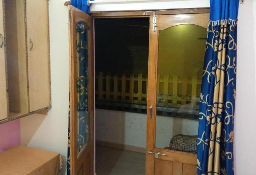 Номер Стандарт Трехместный, Cupids Heaven Resort