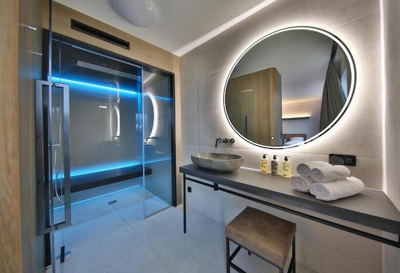 Люкс Вид на Горы, Panoramahotel Fliesserhof