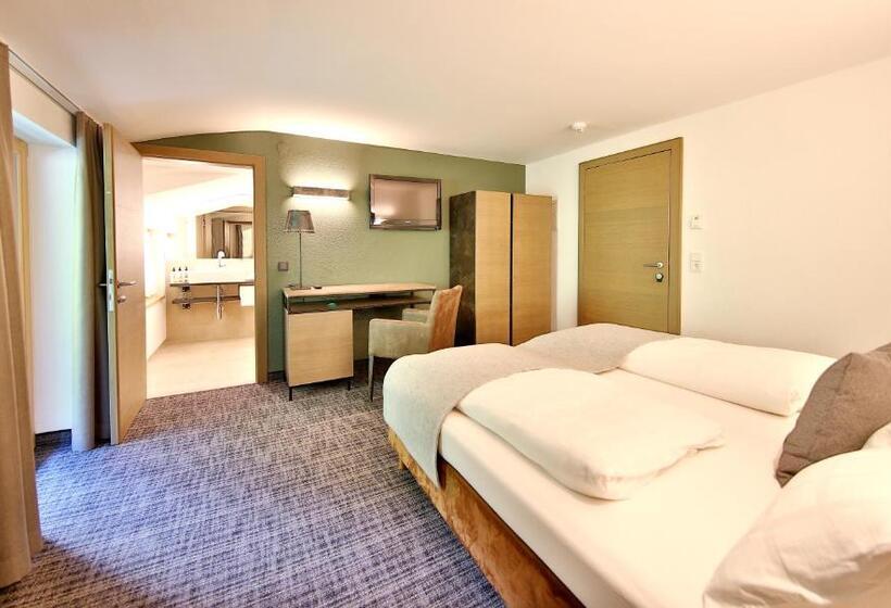 Люкс, Panoramahotel Fliesserhof