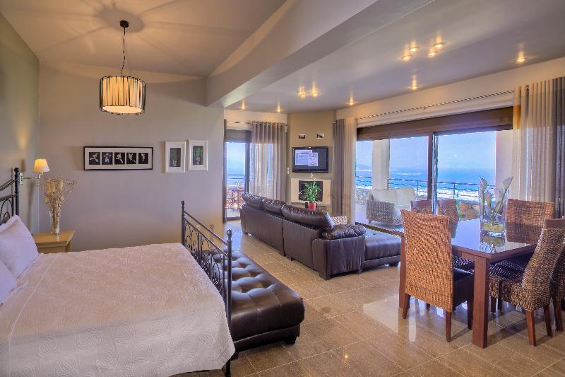Люкс Superior, Marini Luxury Apartments And Suites