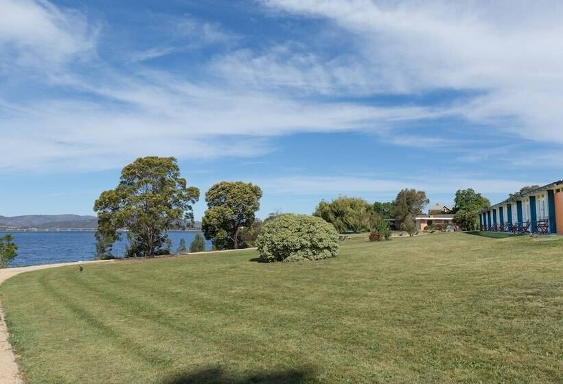 一楼标准间, Riverfront Motel & Villas
