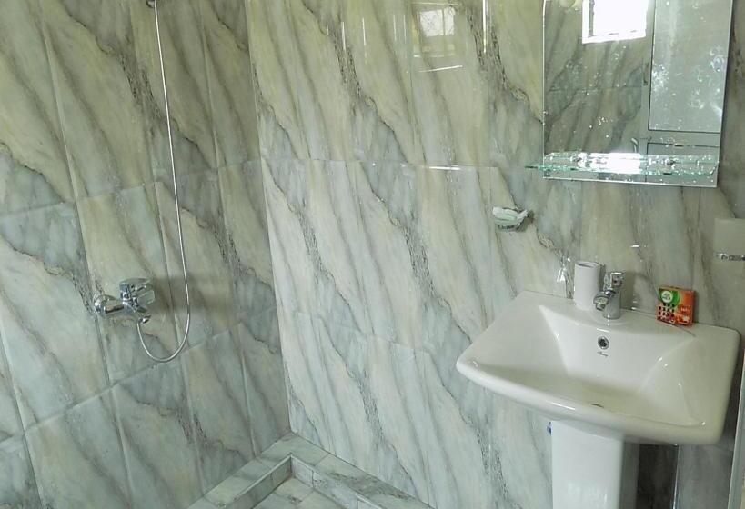 标准间, Alexandra Family Villa