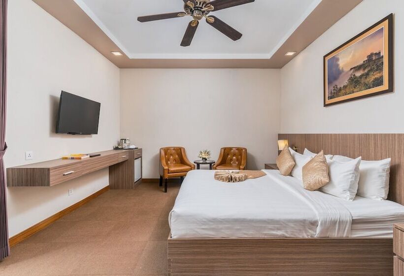 Номер Deluxe Кровать Кинг, Anik Boutique Hotel & Spa On Norodom Blvd