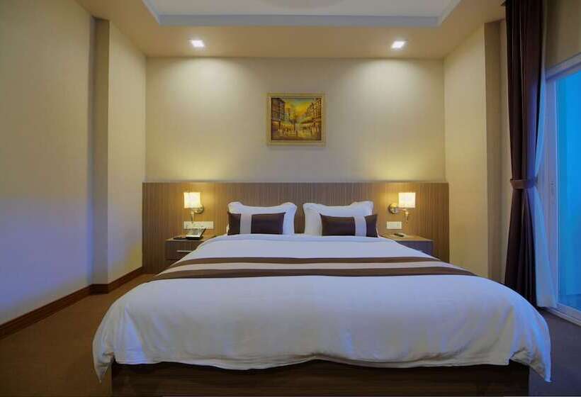 Номер Deluxe Кровать Кинг, Anik Boutique Hotel & Spa On Norodom Blvd