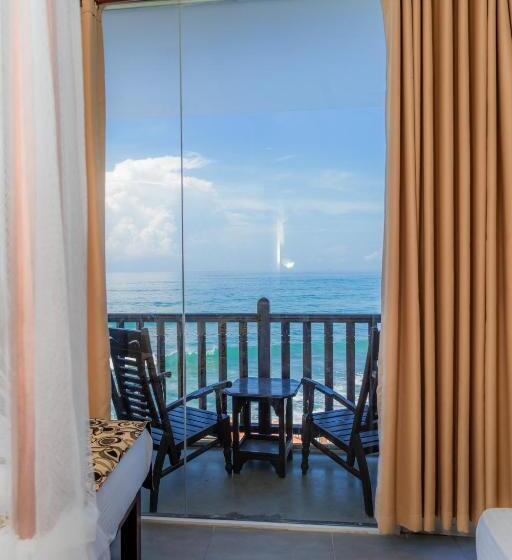 Mini suite with sea view, Rock Fort
