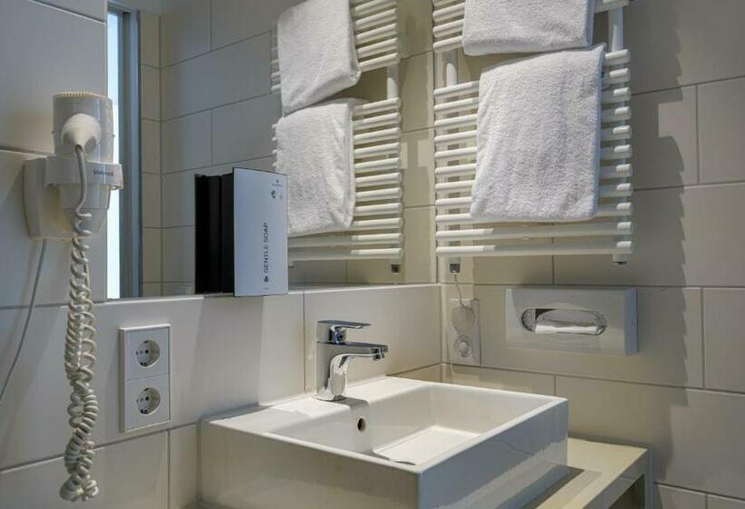 Номер Стандарт Индивидуальный, Tulip Inn München Messe