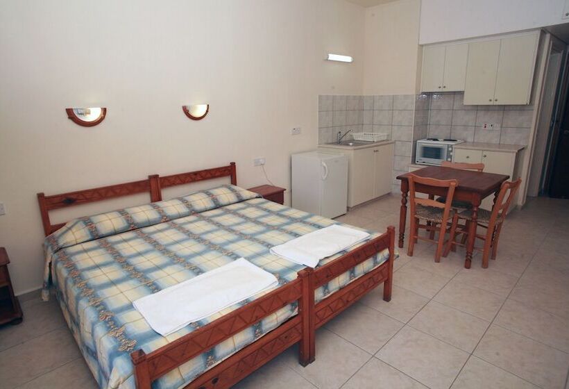 Студия Стандарт Interior, New York Plaza  Apartments