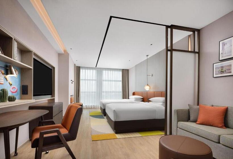 Номер Deluxe, Home2 Suites By Hilton Guiyang Airport