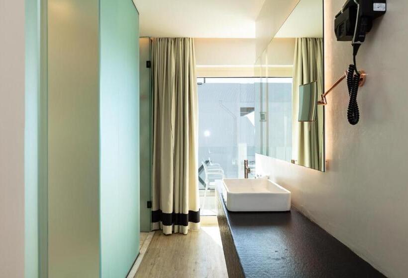 Полулюкс Вид на Море, Kahlua Sea View Suites