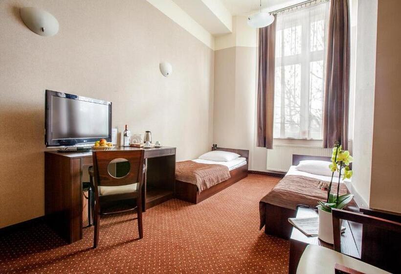 标准间, Diament Economy Gliwice