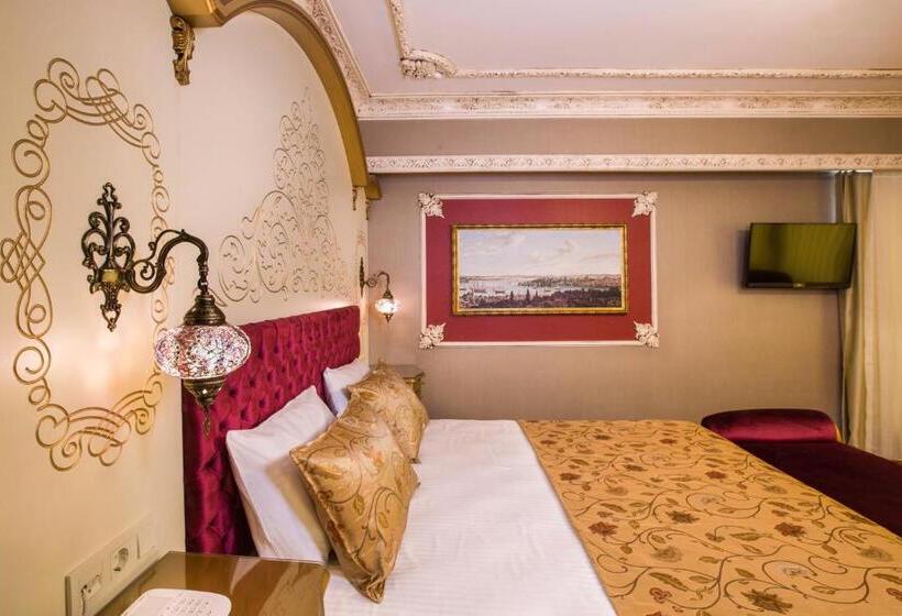 اتاق لوکس با چشم‌انداز دریا, Empire Suite