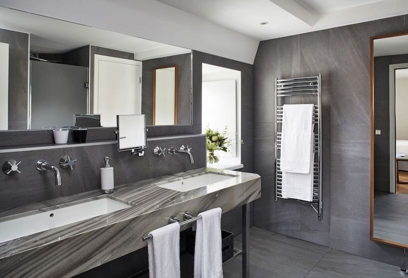 Номер Executive, Pavillon Regent Petite France