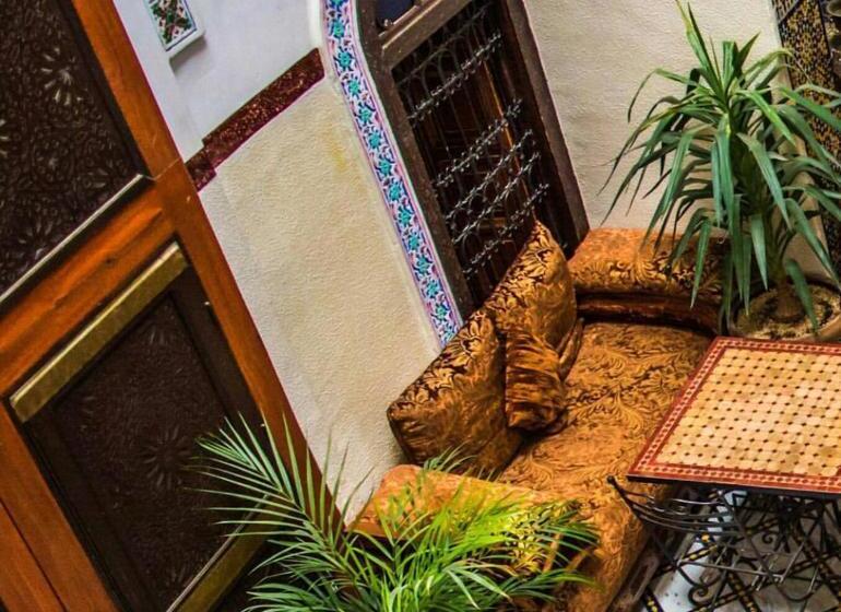 اتاق استاندارد, Riad Meski