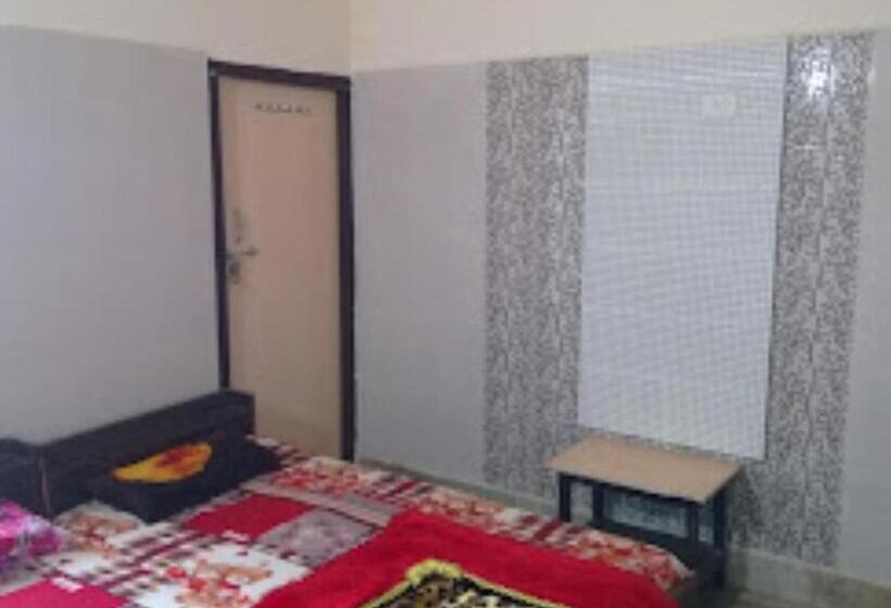 Номер Стандарт, Goroomgo Maatu Shri Guest House Mathura