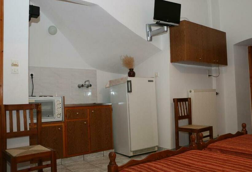 Номер Стандарт Трехместный, Maleatis Apollo Guesthouse