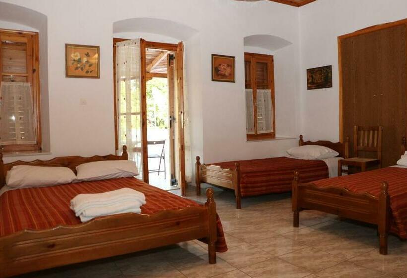 Четырехместный Номер Стандарт, Maleatis Apollo Guesthouse