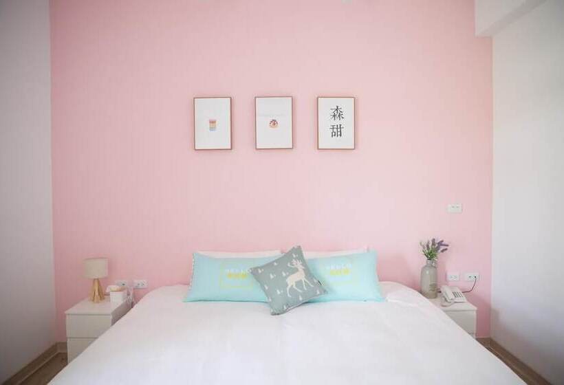 اتاق استاندارد با بالکن, Foresweet B&b