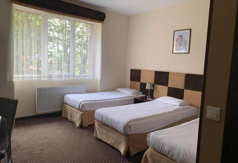 Номер Стандарт Трехместный, Boutique Hotel S Bytom