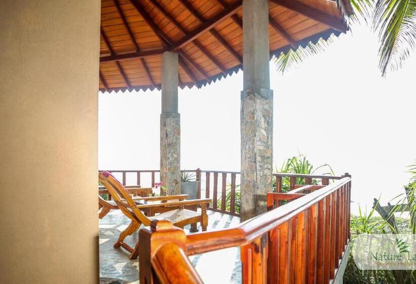Люкс Superior Вид на Море, Nature Lanka Ayurveda Resort