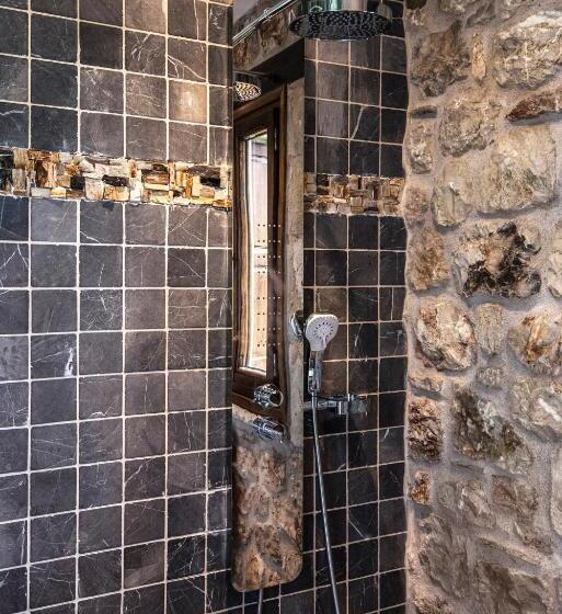 Номер Deluxe, Elafos Spa