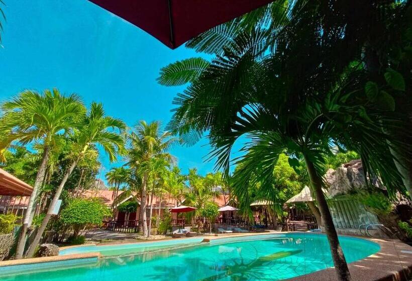 Трехместный Номер Стандарт Вид на Сад, Coco Grove Nature Resort