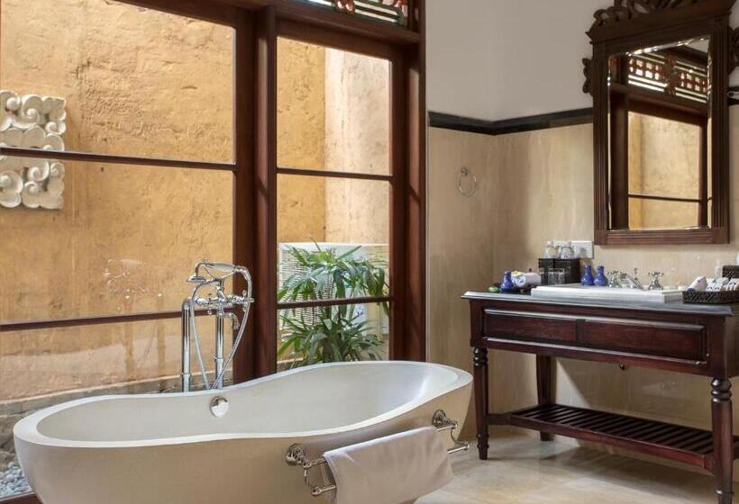 Королевский Люкс, Dwaraka The Royal Villas