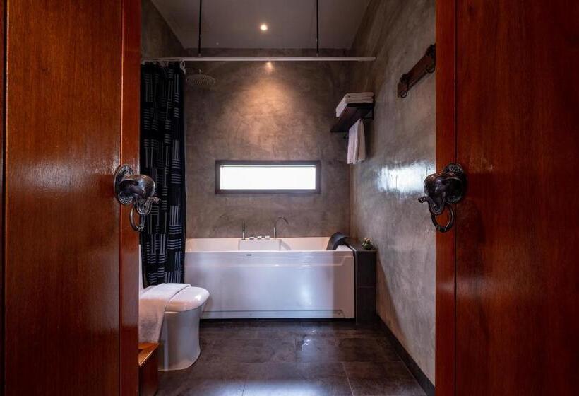 Трехместный Номер Deluxe Вид на Сад, Ipoh Bali