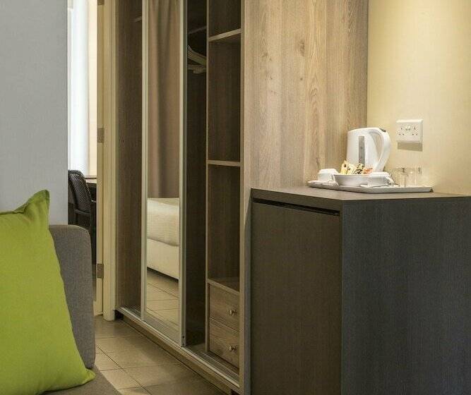 Номер Стандарт, Mayfair Gardens
