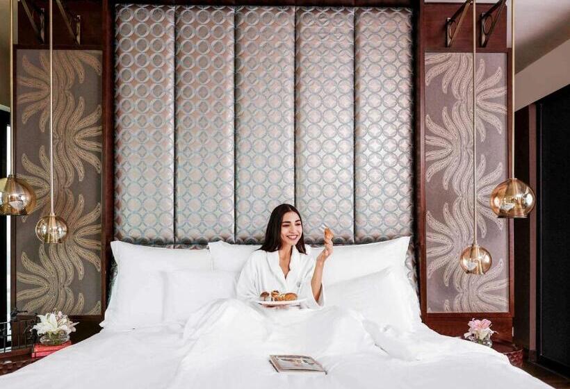 Номер Deluxe Кровать Кинг, Pullman New Delhi Aerocity An Accor Hotels Brand