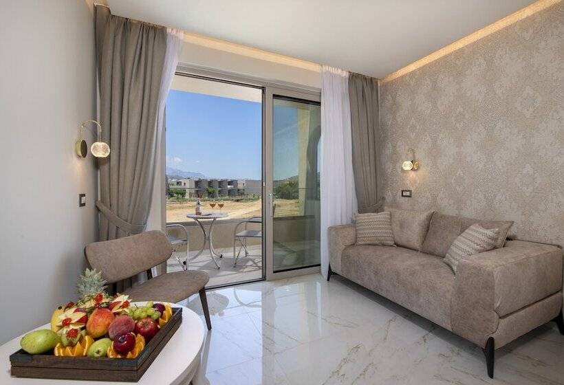 Номер Superior Боковой Вид на Море, Vantaris Luxury Beach Resort